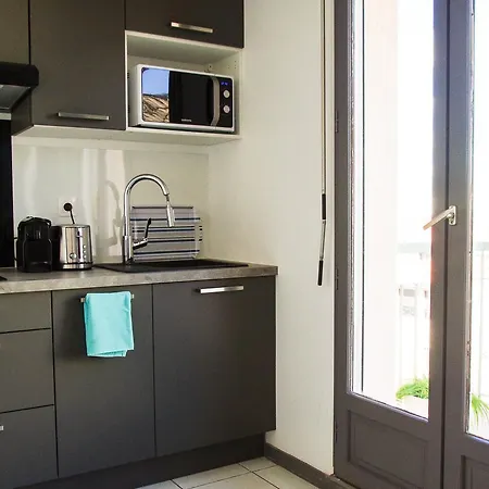 Castellane - 40 M2 Avec Balcon Et Parking Apartmán