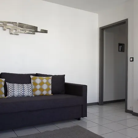 Castellane - 40 M2 Avec Balcon Et Parking דירה טולוז